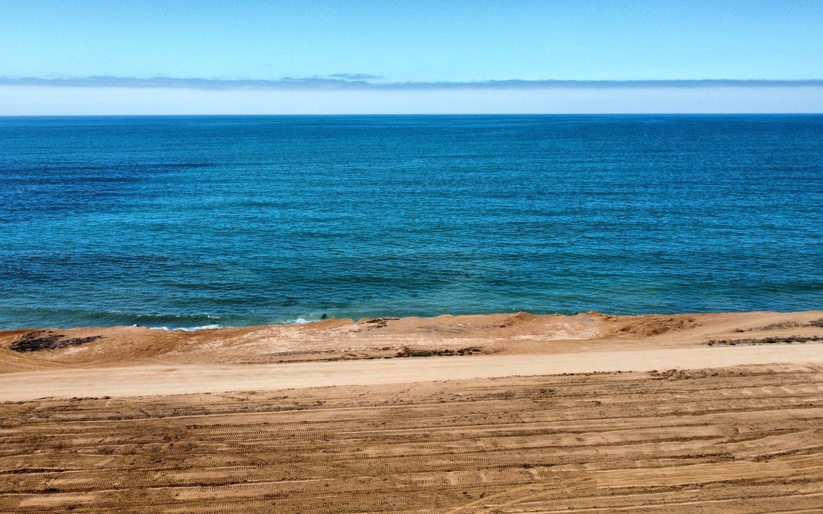 Terreno a pasos de la playa con agua turquesa